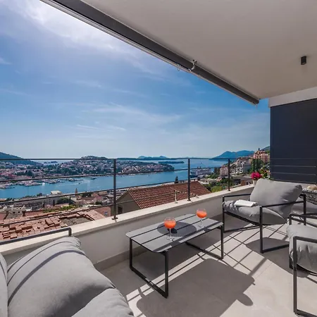 Seaview Sunset Oasis Appartement